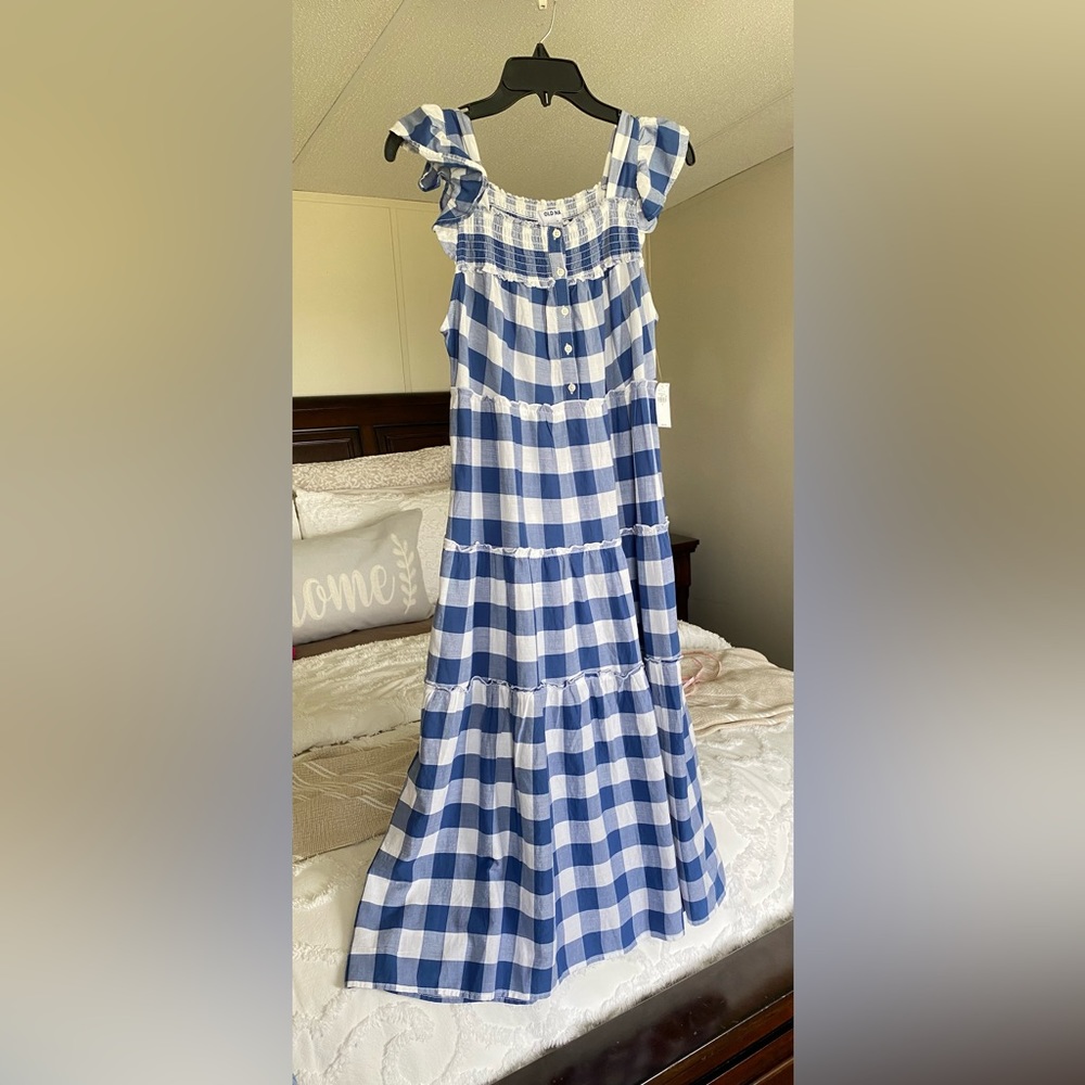 Old navy maxi size Small